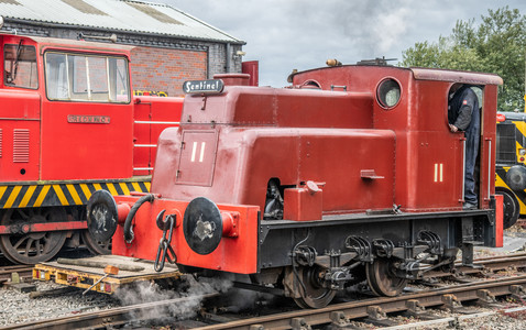 Tottenham Gasworks Sentinel No11 a.jpg